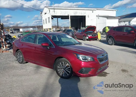 2018 Subaru Legacy 2.5I Premium из США, поврежденный, VIN 4S3BNAC67J3027115